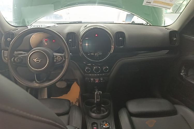 Used MINI Countryman 2021 1.5T COOPER ALL4 Center Console