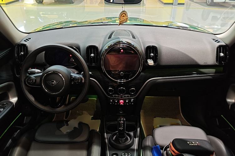 Used MINI Countryman 2021 1.5T COOPER Connoisseur Center Console