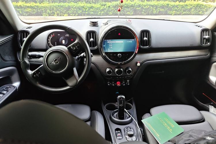 Used MINI Countryman 2021 1.5T COOPER Connoisseur Center Console