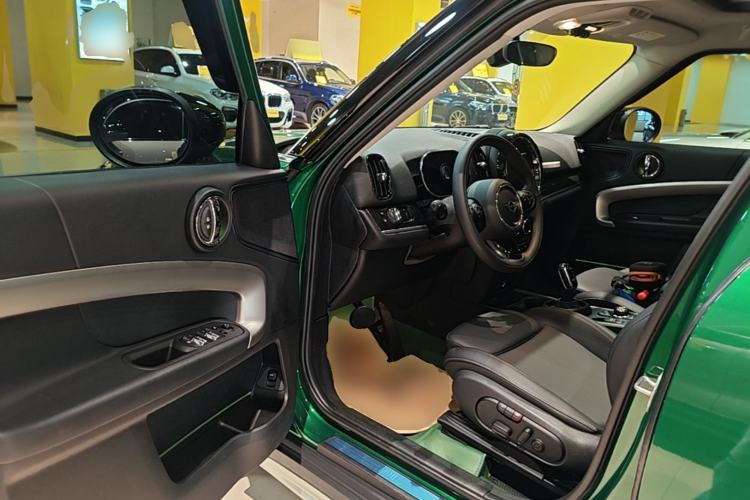 Used MINI Countryman 2021 1.5T COOPER Connoisseur Driver Seat