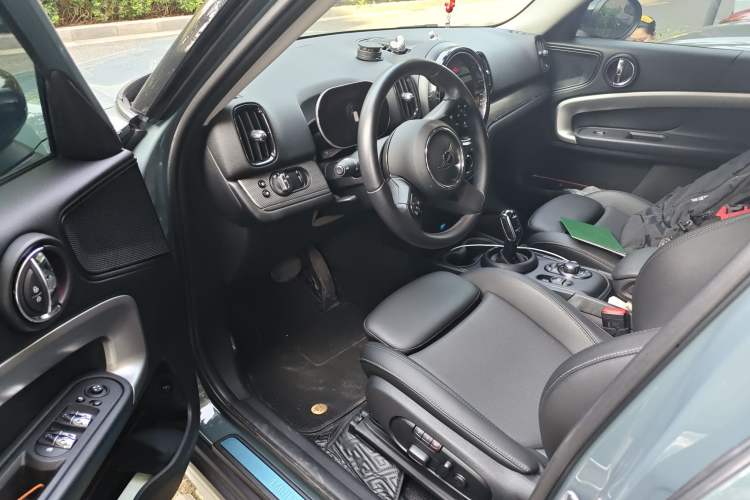 Used MINI Countryman 2021 1.5T COOPER Connoisseur Driver Seat