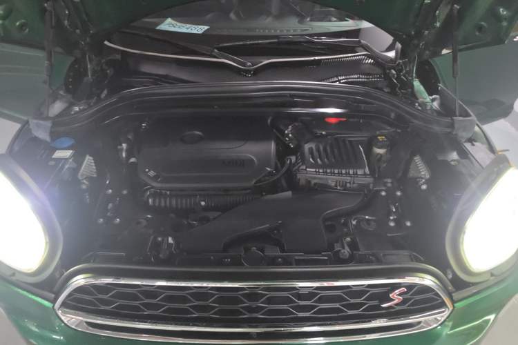 Used MINI Countryman 2021 2.0T COOPER S ALL4 Engine Bay