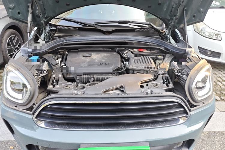 Used MINI Countryman 2021 1.5T COOPER Connoisseur Engine Bay