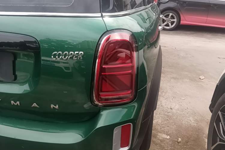 Used MINI Countryman 2021 1.5T COOPER ALL4 Connoisseur Exterior 3