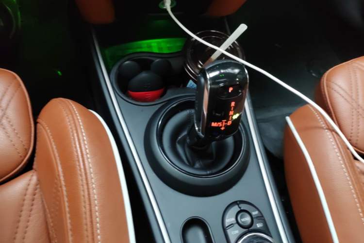 Used MINI Countryman 2021 2.0T COOPER S Gear Lever