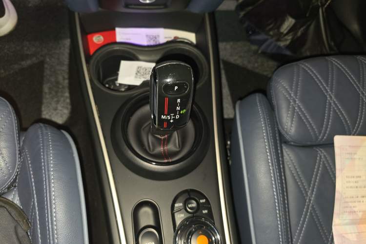 Used MINI Countryman 2021 2.0T COOPER S ALL4 Gear Lever
