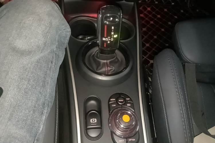 Used MINI Countryman 2021 2.0T COOPER S ALL4 Gear Lever