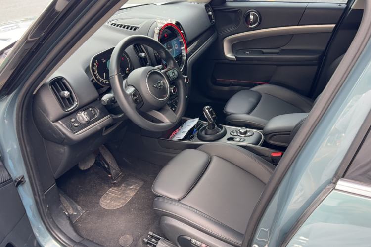 Used MINI Countryman 2021 1.5T COOPER Connoisseur Interior 1