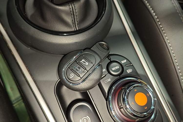 Used MINI Countryman 2021 1.5T COOPER Connoisseur Interior 1