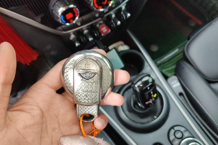 Used MINI Countryman 2021 1.5T COOPER ALL4 Connoisseur Interior 1