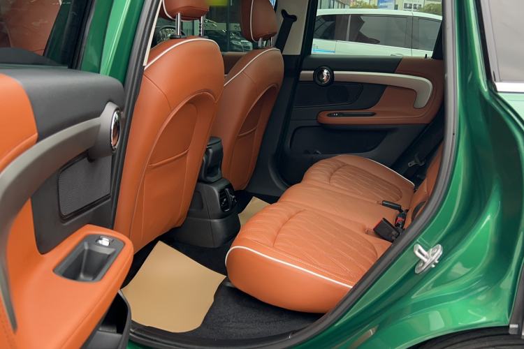 Used MINI Countryman 2021 1.5T COOPER ALL4 Connoisseur Interior 1