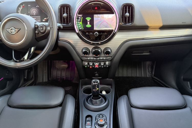 Used MINI Countryman 2021 1.5T COOPER Connoisseur Interior 15