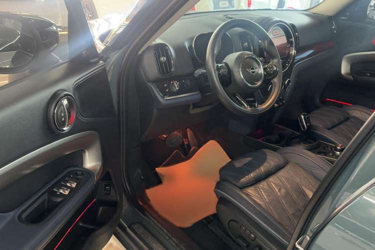 Used MINI Countryman 2021 2.0T COOPER S ALL4 Interior 2