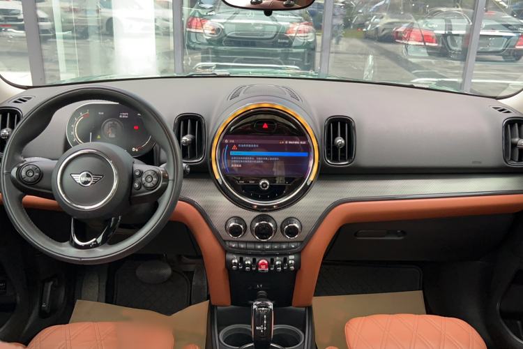 Used MINI Countryman 2021 1.5T COOPER ALL4 Connoisseur Interior 3