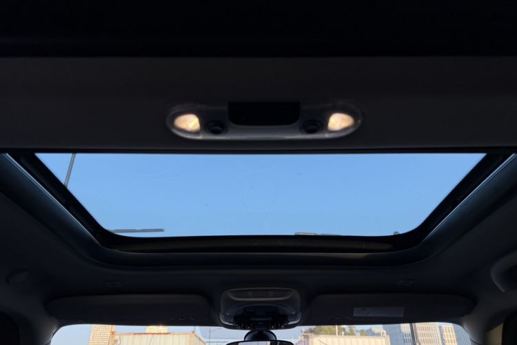 Used MINI Countryman 2021 1.5T COOPER Connoisseur Interior 8