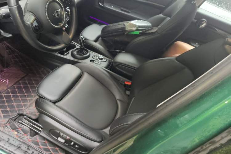 Used MINI Countryman 2021 1.5T COOPER ALL4 Left Front Seat
