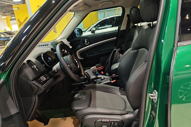 Used MINI Countryman 2021 1.5T COOPER Connoisseur Left Front Seat
