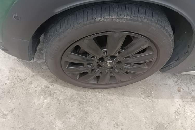 Used MINI Countryman 2021 1.5T COOPER ALL4 Connoisseur Left Front Wheel Hub