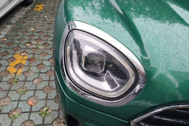 Used MINI Countryman 2021 1.5T COOPER ALL4 Right Front Headlight