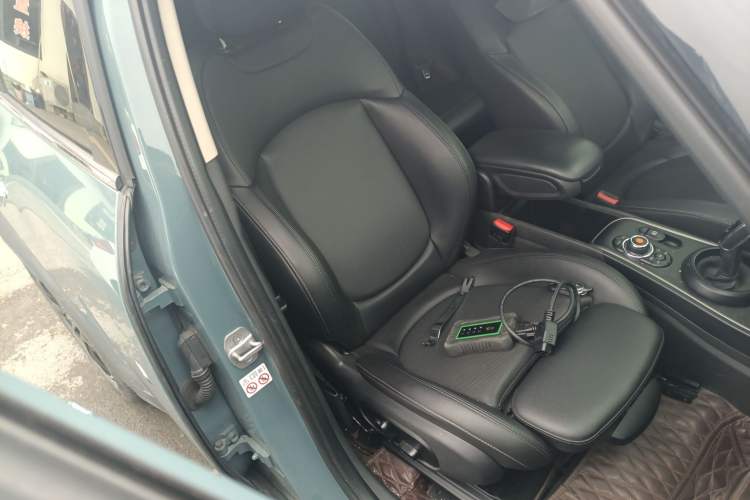 Used MINI Countryman 2021 1.5T COOPER Connoisseur Right Front Seat