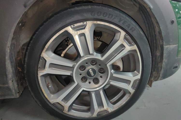 Used MINI Countryman 2021 2.0T COOPER S ALL4 Right Front Wheel Hub