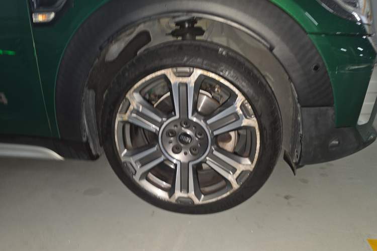 Used MINI Countryman 2021 2.0T COOPER S ALL4 Right Front Wheel Hub
