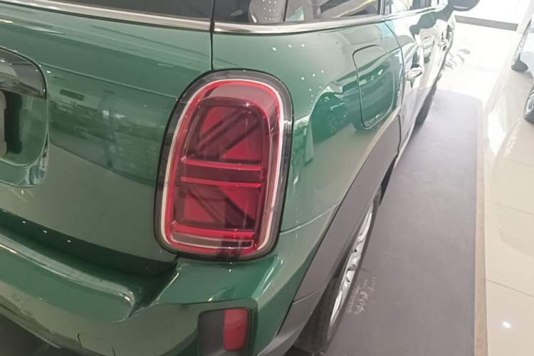 Used MINI Countryman 2021 1.5T COOPER ALL4 Right Rear Taillight