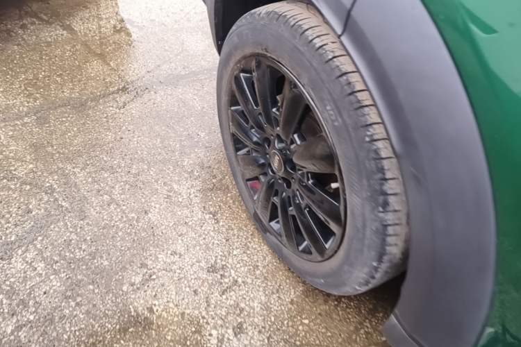 Used MINI Countryman 2021 1.5T COOPER Connoisseur Right Rear Wheel Hub
