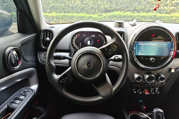Used MINI Countryman 2021 1.5T COOPER Connoisseur Steering Wheel