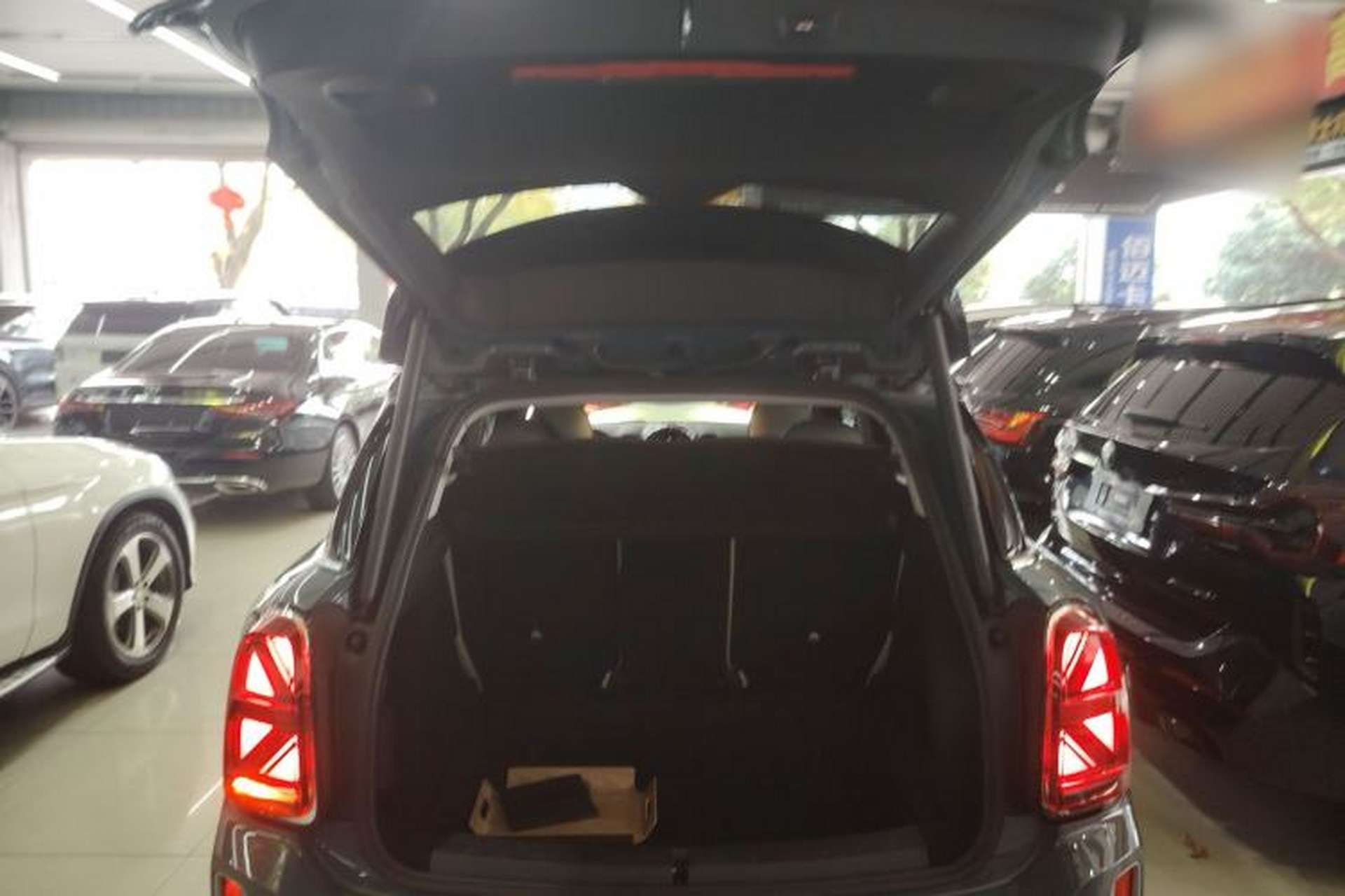 Used MINI Countryman 2021 1.5T COOPER ALL4 Connoisseur Trunk
