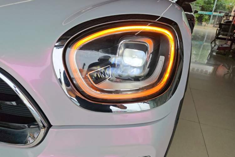Used MINI Countryman 2021 1.5T COOPER ALL4 Connoisseur Left Front Headlight