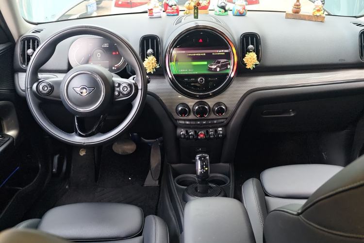 Used MINI Countryman 2021 1.5T COOPER ALL4 Connoisseur Center Console