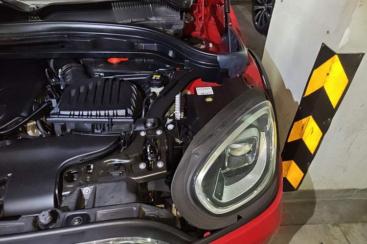 Used MINI Countryman 2021 1.5T COOPER ALL4 Connoisseur Engine Bay Left
