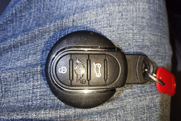 Used MINI Countryman 2021 1.5T COOPER ALL4 Connoisseur Vehicle Key