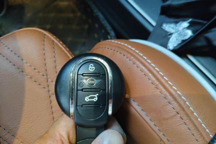 Used MINI Countryman 2021 1.5T COOPER ALL4 Connoisseur Vehicle Key