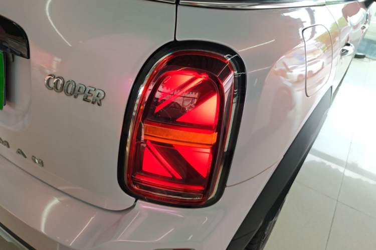 Used MINI Countryman 2021 1.5T COOPER ALL4 Connoisseur Right Rear Taillight