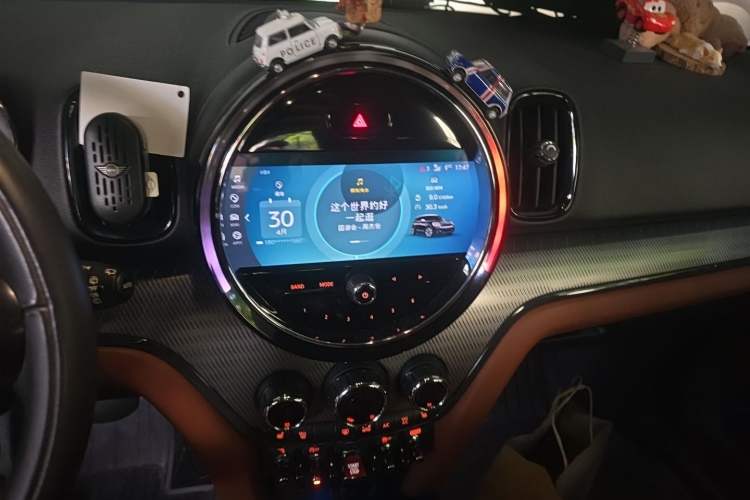 Used MINI Countryman 2021 2.0T COOPER S Audio And AC Panel