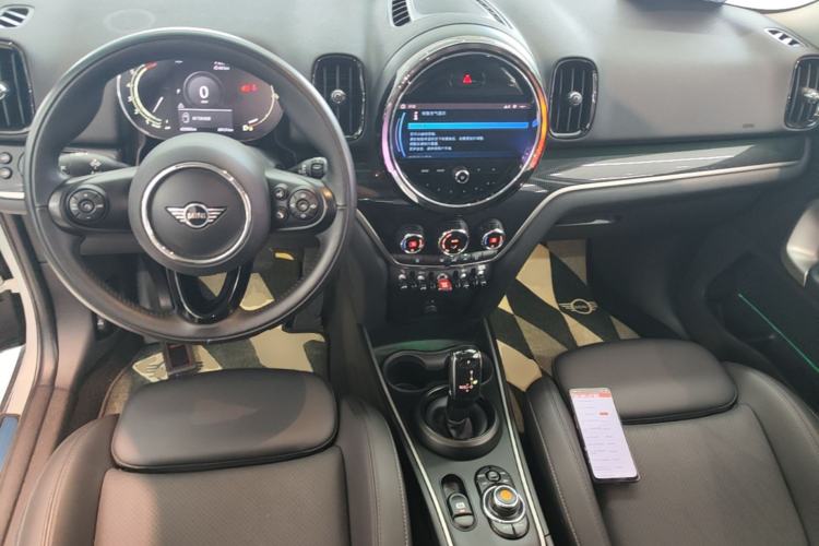 Used MINI Countryman 2021 1.5T COOPER ALL4 Connoisseur Center Console