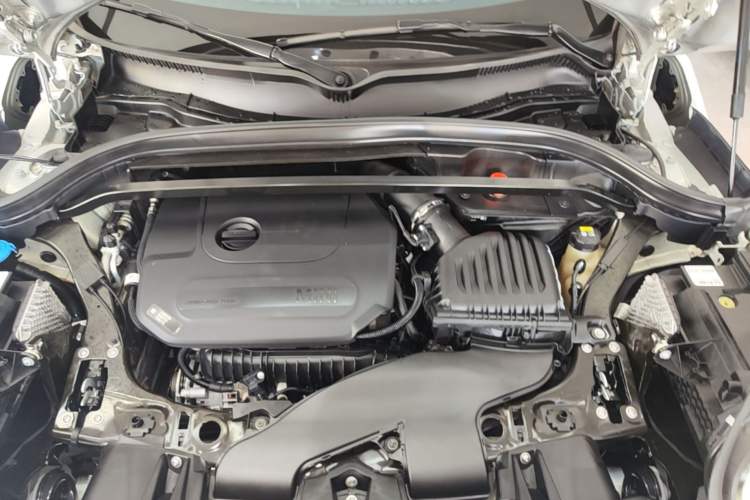 Used MINI Countryman 2021 1.5T COOPER ALL4 Connoisseur Engine Bay