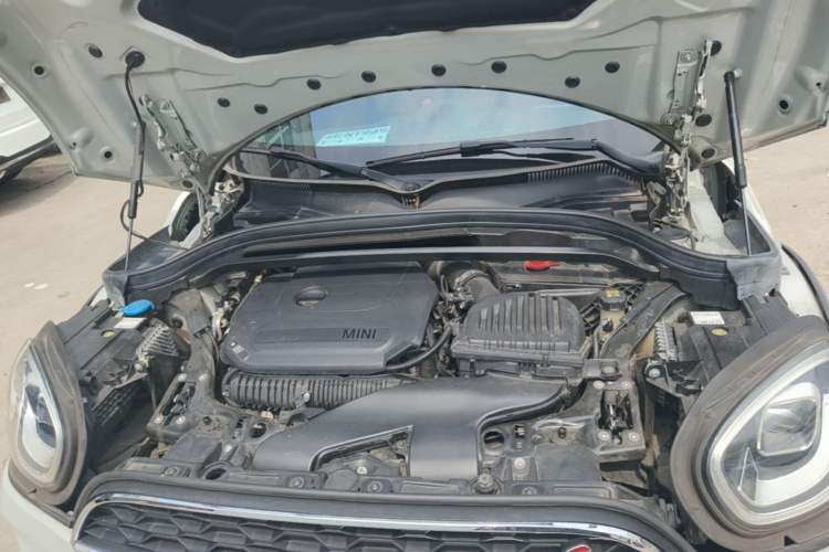 Used MINI Countryman 2021 2.0T COOPER S Engine Bay