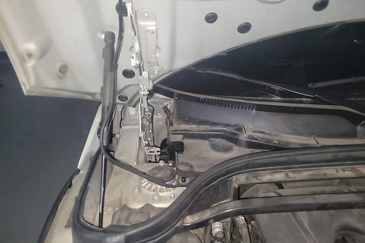 Used MINI Countryman 2021 2.0T COOPER S ALL4 Engine Bay Right