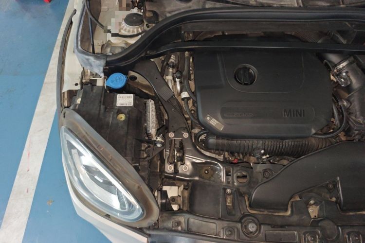 Used MINI Countryman 2021 2.0T COOPER S ALL4 Engine Bay Right