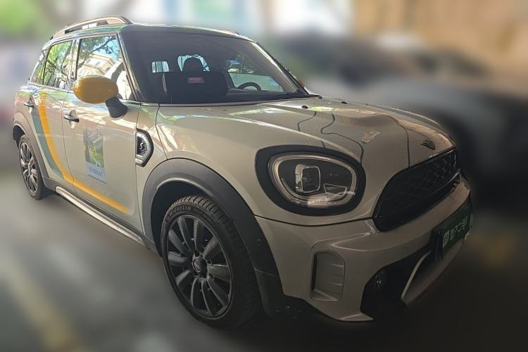 Used MINI Countryman 2021 2.0T COOPER S Front Right 45 Deg