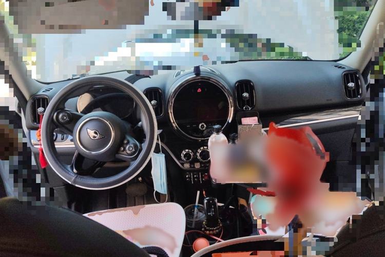 Used MINI Countryman 2021 1.5T COOPER Connoisseur Interior 2