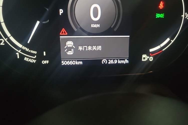 Used MINI Countryman 2021 2.0T COOPER S ALL4 Odometer Close Up