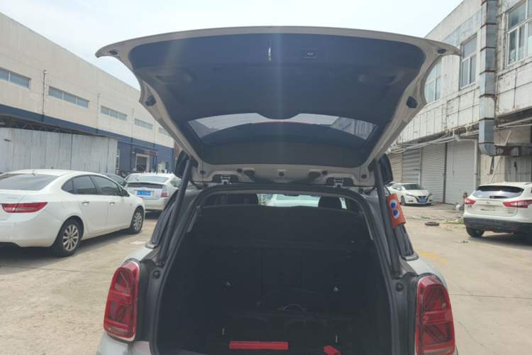 Used MINI Countryman 2021 2.0T COOPER S Trunk