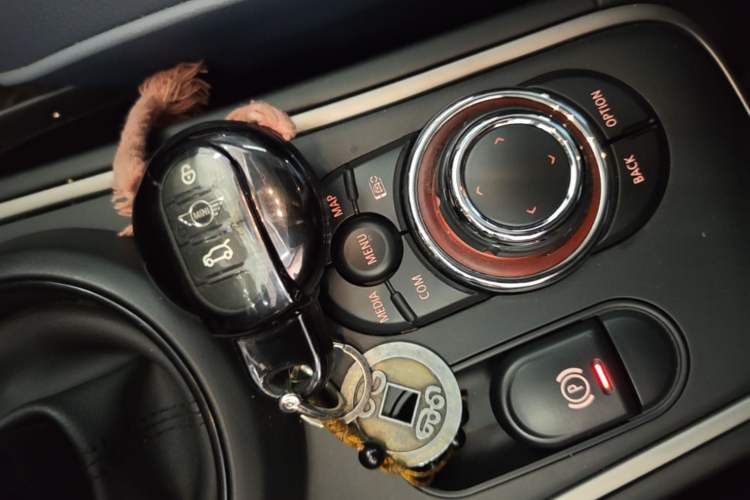 Used MINI Countryman 2021 1.5T COOPER ALL4 Connoisseur Vehicle Key