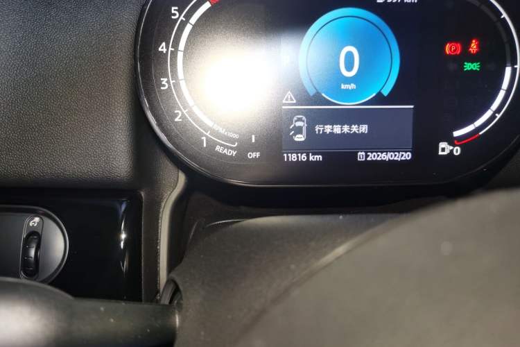 Used MINI Countryman 2022 1.5T COOPER ALL4 Odometer Close Up