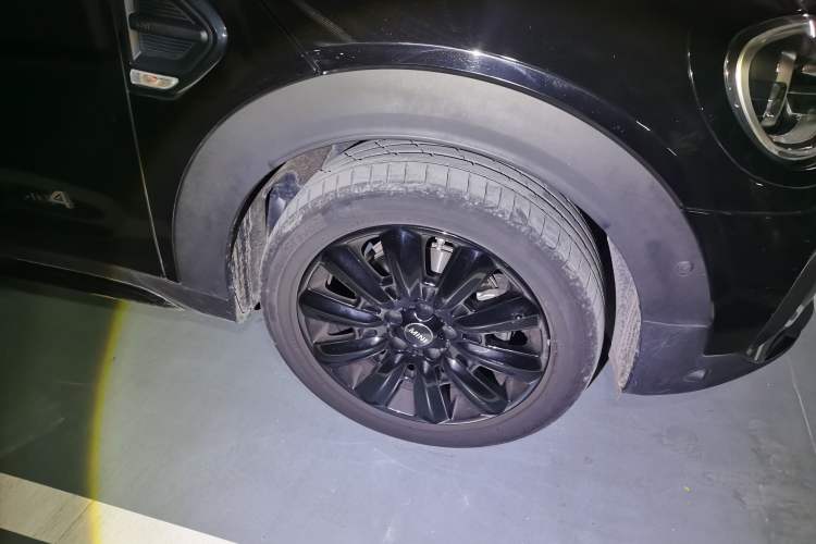 Used MINI Countryman 2022 1.5T COOPER ALL4 Right Front Wheel Hub