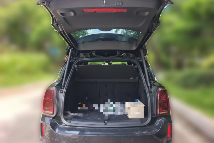 Used MINI Countryman 2022 2.0T COOPER S ALL4 Black Badge Special Edition Trunk